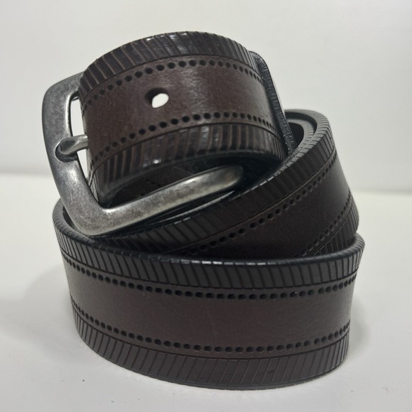 Tommy Bahama Other - Tommy Bahama Leather Belt Men's Size 36 Italy 1102TM14-200 44" Long Brown Silver